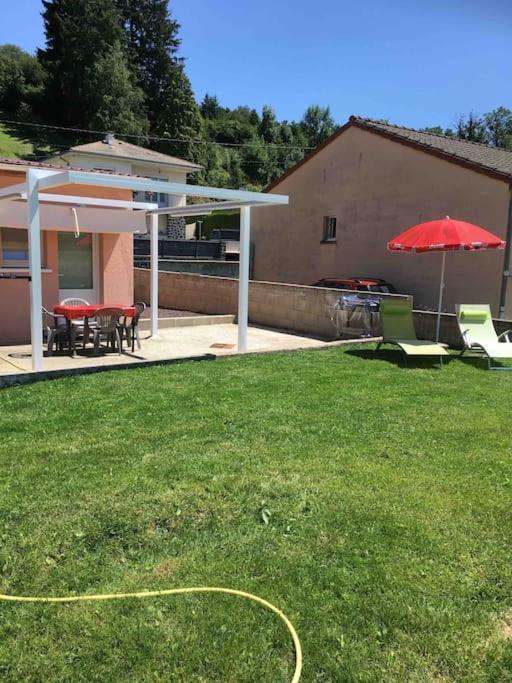 Le Coin Tranquille au pied du Puy de Dôme Pontgibaud Exterior foto